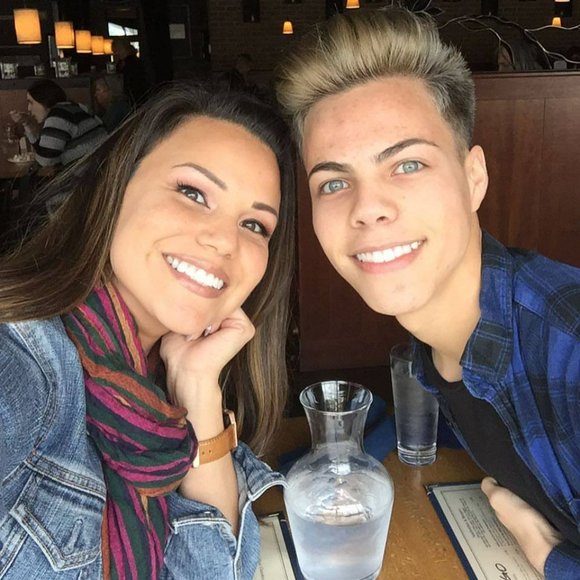 Hi Gorgeous, I'm Suzette! Thank you for stopping by! - Picture 16 of 17